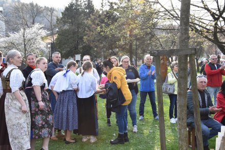 Tradycyjne "stowiani moja" w wykonaniu Zespołu regionalnego "Wisła" z Wisły